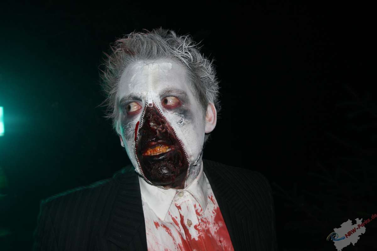 FORT FEAR Horrorland 2011