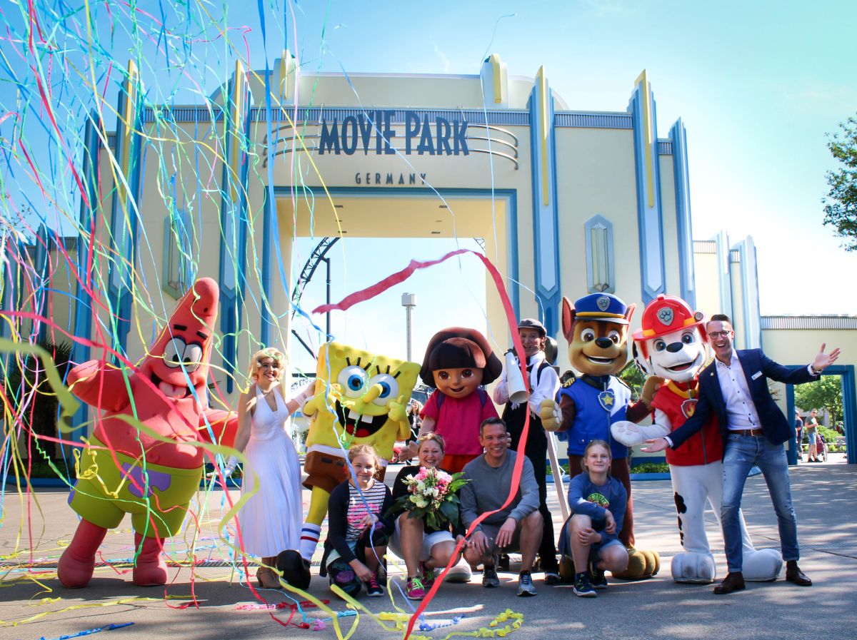 30 millionsten Besucher im Movie Park begrüßt 30 millionsten Besucher im Movie Park begrüßt