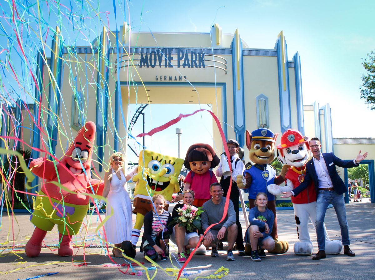 30 millionsten Besucher im Movie Park begrüßt