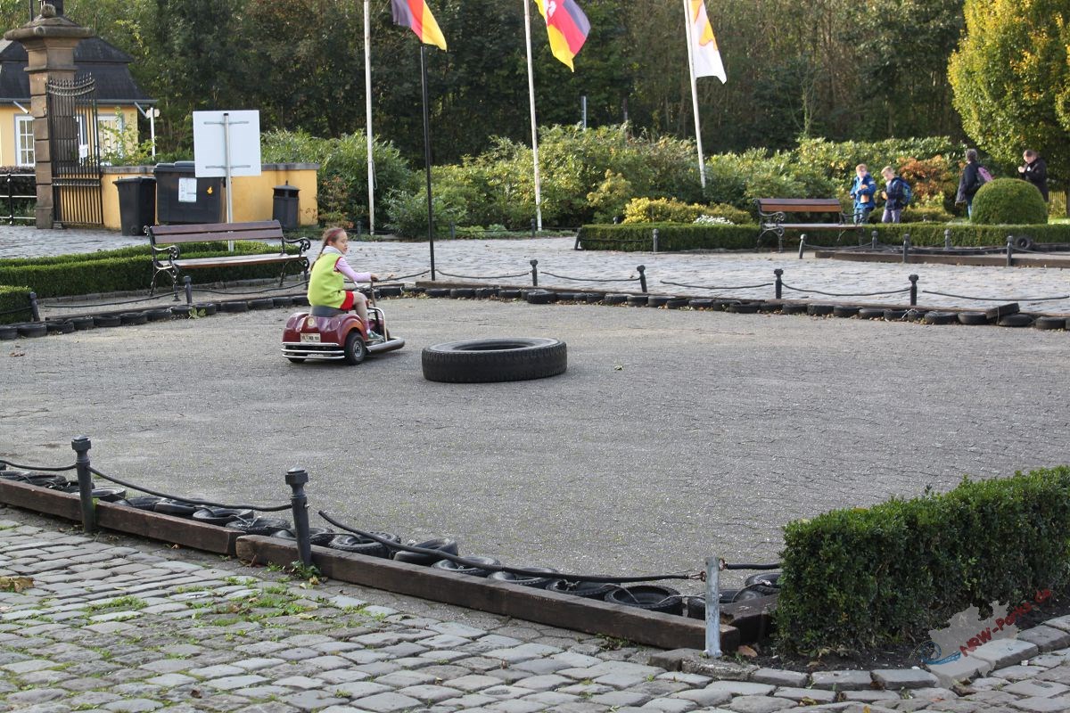 Auto-Scooter im Schloss Beck