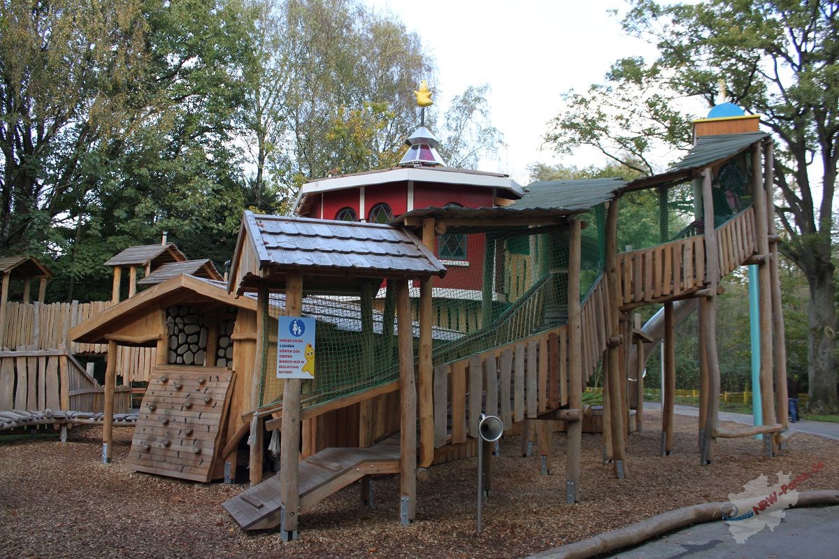 Haus der Richtungen im Schloss Beck