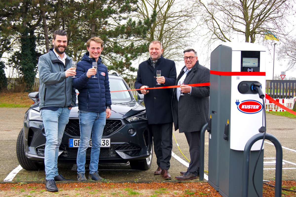 Eröffnung des ersten E-Ladeparks der Stadt Kalkar