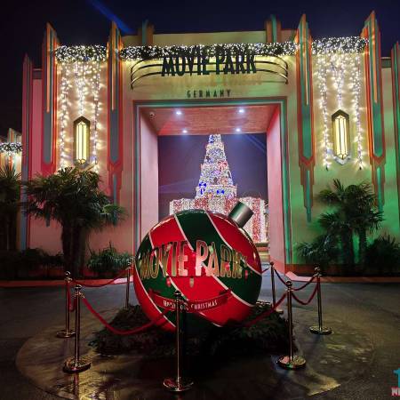 Es weihnachtet im Movie Park Germany bei der ersten Winteröffnung
