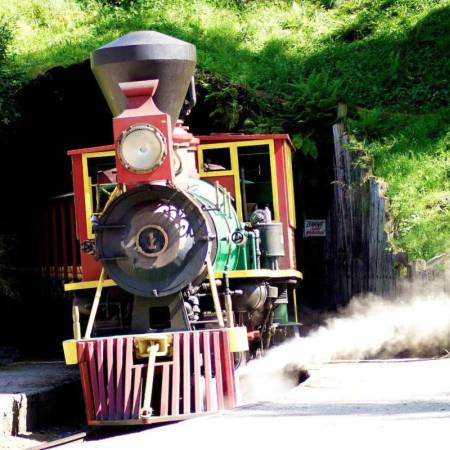 Einzigartiges Naturerlebnis im Sauerland: Partielle Sonnenfinsternis im FORT FUN erleben